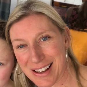 Meet your Posher, Rhea